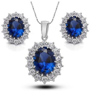 Platinum Plated Pendant Necklace/Earrings/Ring Set